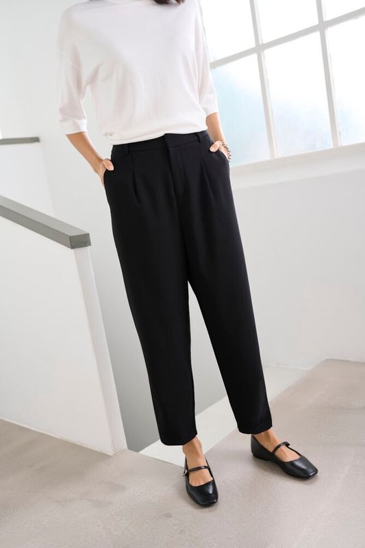 KAmerle pants cropped, black deep