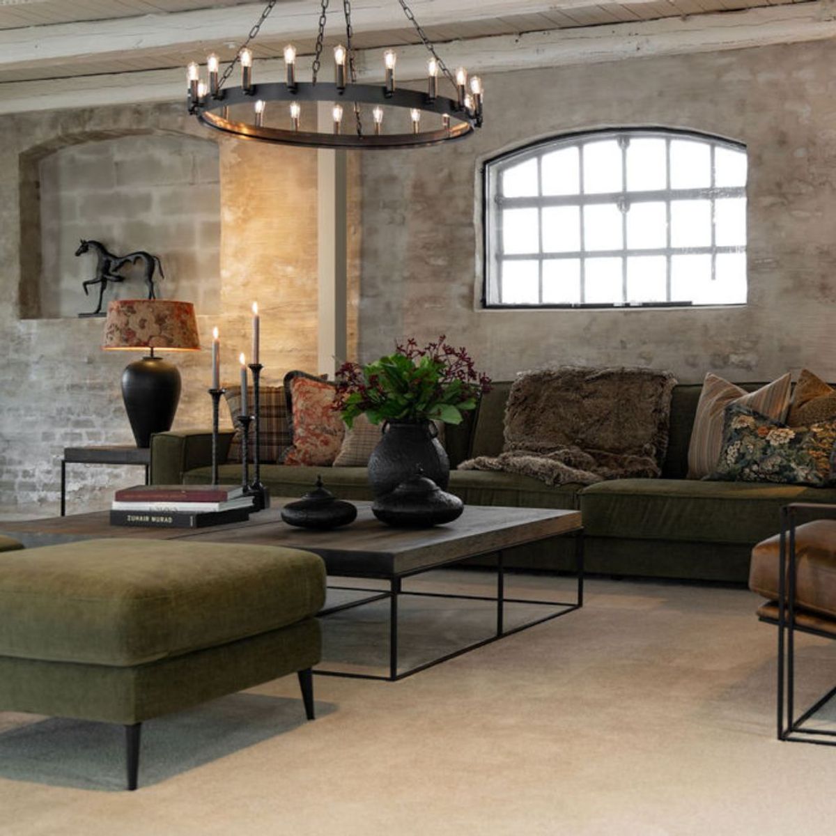 Crown L taklampe, antique iron