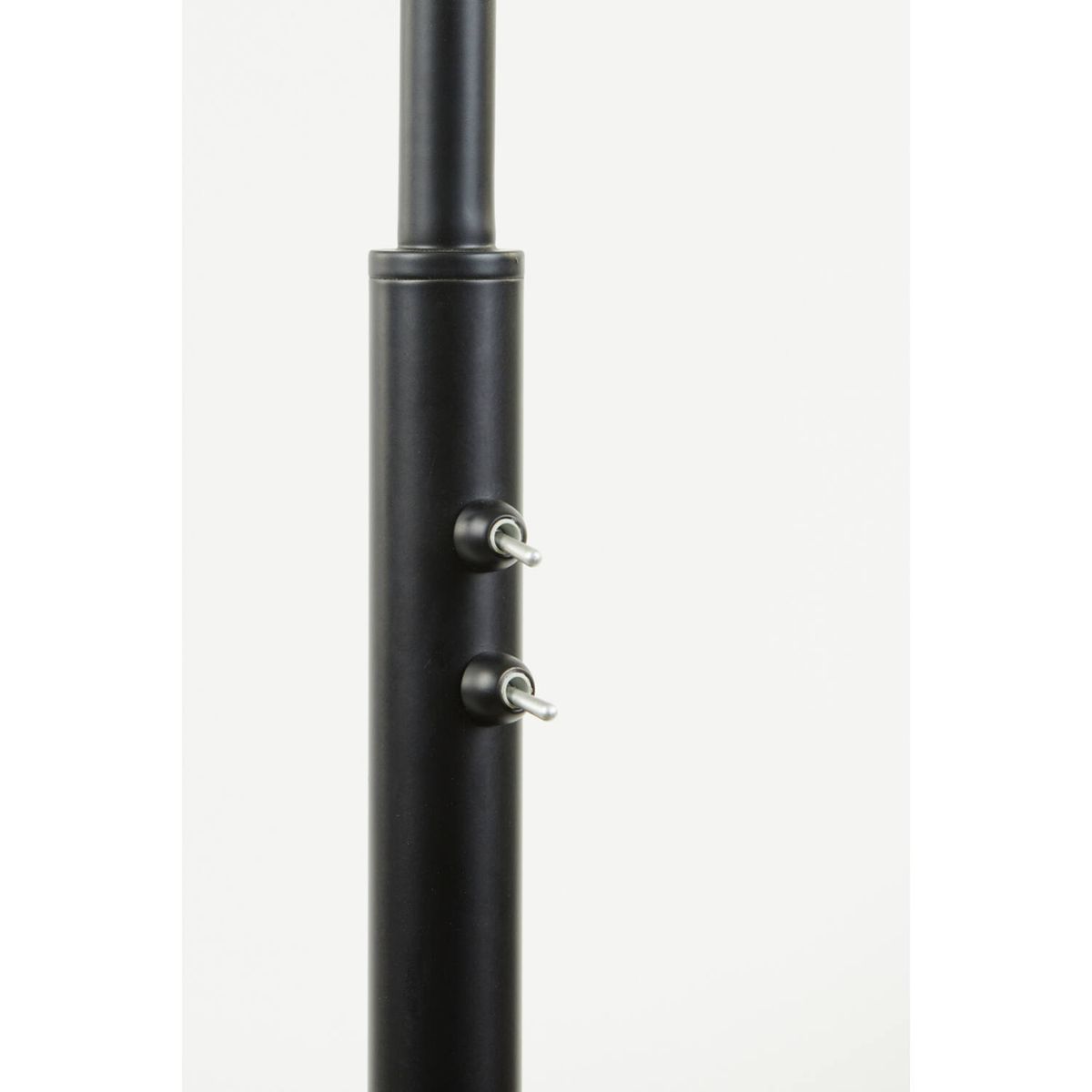 Montana lampefot, matt black