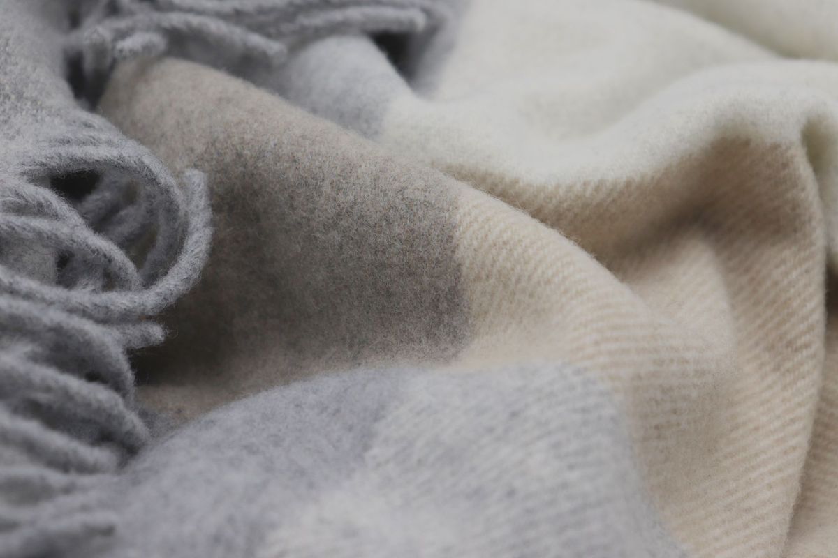 Pleasant pledd 130x170, stone